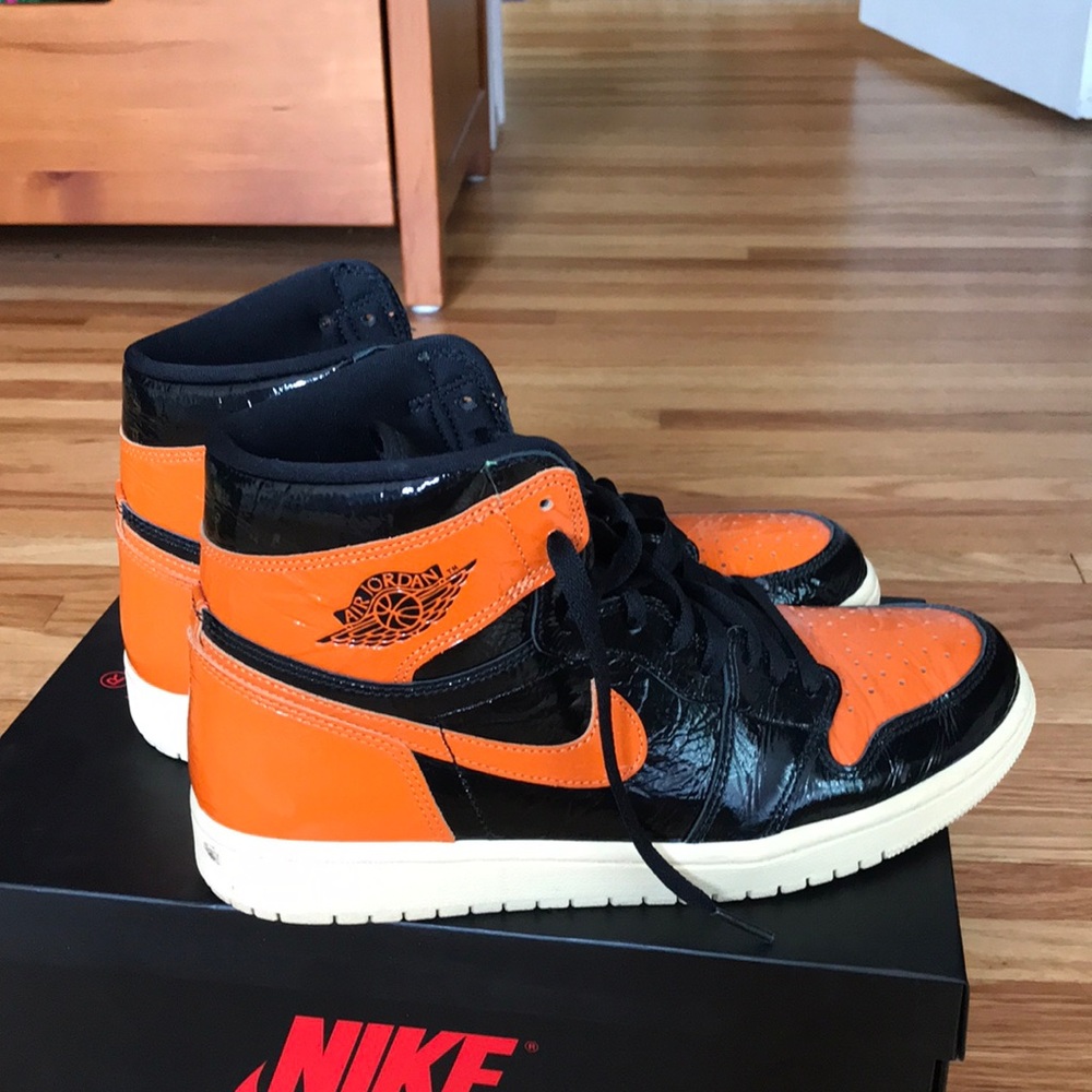 Jordan 1 Shattered backboard 3.0 Size: 10.5